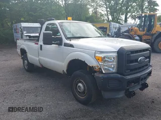 2013 Ford F-250 XL z VIN 1FTBF2B66DEB46996, wystawiony jako IAAI lot #42285397 z przebiegiem 137 312 mil mil oraz . Historia ofert i sprzedaży dostępna na DreamBid. Obrazek 1.
