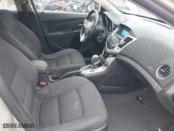 2014 Chevrolet Cruze 1LT with VIN 1G1PC5SB8E7442100, listed as a IAAI auction lot 42092820 with 113,178 mi miles. Bid and sale history available at carsss.com. Image 5.