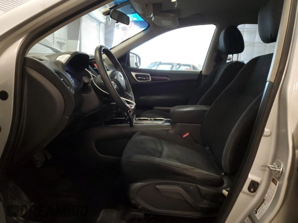 2014 Nissan Pathfinder Platinum with VIN 5N1AR2MN0EC634597, listed as a Copart auction lot 61038825 with 161,196 mi miles and Salvage title. Bid and sale history available at DreamBid. Image 7.