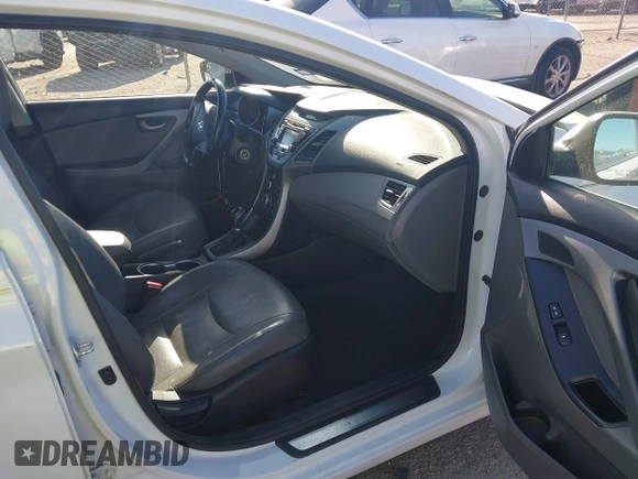 2015 Hyundai Elantra SE z VIN 5NPDH4AE9FH615055, wystawiony jako IAAI lot #41764627 z przebiegiem 143 708 mil mil oraz . Historia ofert i sprzedaży dostępna na DreamBid. Obrazek 5.