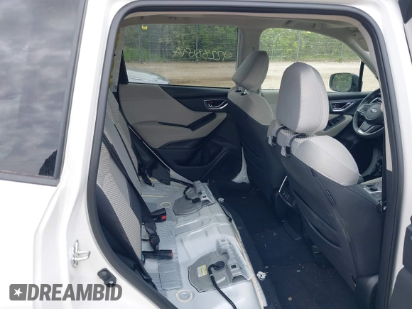 2024 Subaru Forester Premium with VIN JF2SKADC1RH496259, listed as a IAAI auction lot 42288694 with 13,568 mi miles and . Bid and sale history available at DreamBid. Image 8.