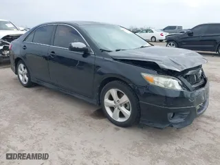 2011 Toyota Camry LE with VIN 4T1BK3EK0BU123111, listed as a IAAI auction lot 41533429 with 196,990 mi miles. Bid and sale history available at carsss.com. Image 1.