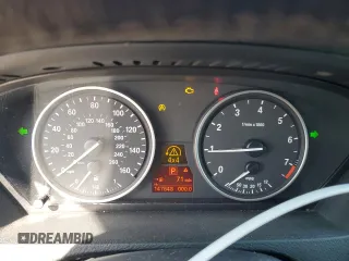 2008 BMW X5 3.0si with VIN 5UXFE43528L000813, listed as a Copart auction lot 42426315 with 147,648 mi miles and Salvage Title. Bid and sale history available at carsss.com. Image 9.