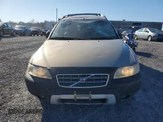 2005 Volvo XC70 with VIN YV1SZ592451180787, listed as a Copart auction lot 81856974 with 220,788 mi miles and Clean Title. Bid and sale history available at DreamBid. Image 5.