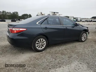 2015 Toyota Camry XLE with VIN 4T4BF1FK1FR484219, listed as a Copart auction lot 44541335 with 106,759 mi miles and Salvage Title. Bid and sale history available at carsss.com. Image 3.
