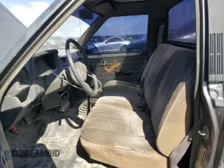 1987 Toyota Pickup with VIN JT4RN50R5H0228706, listed as a Copart auction lot 50639045 with 296,043 mi miles and Salvage Title. Bid and sale history available at DreamBid. Image 7.