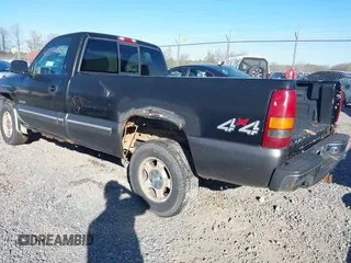 1999 Chevrolet Silverado 1500 LT with VIN 1GCEK14T8XE115517, listed as a IAAI auction lot 42094504 with 183,583 mi miles. Bid and sale history available at carsss.com. Image 3.
