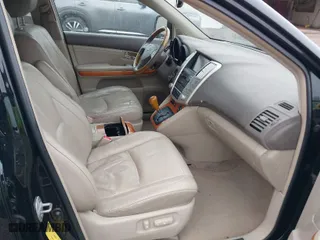 2005 Lexus RX 330 with VIN 2T2HA31U35C059328, listed as a IAAI auction lot 41733397 with 263,978 mi miles. Bid and sale history available at carsss.com. Image 5.