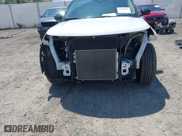 2020 Ford Explorer Platinum z VIN 1FM5K8HC2LGB75970, wystawiony jako IAAI lot #42369219 z przebiegiem 61 716 mil mil oraz . Historia ofert i sprzedaży dostępna na DreamBid. Obrazek 6.