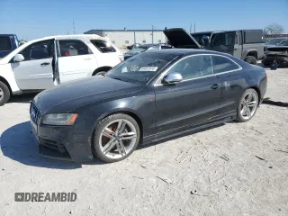 2009 Audi S5 z VIN WAURV78T39A015192, wystawiony jako Copart lot #44347915 z przebiegiem Nie podano mil oraz Szkoda całkowita • Salvage title. Historia ofert i sprzedaży dostępna na DreamBid. Obrazek 1.
