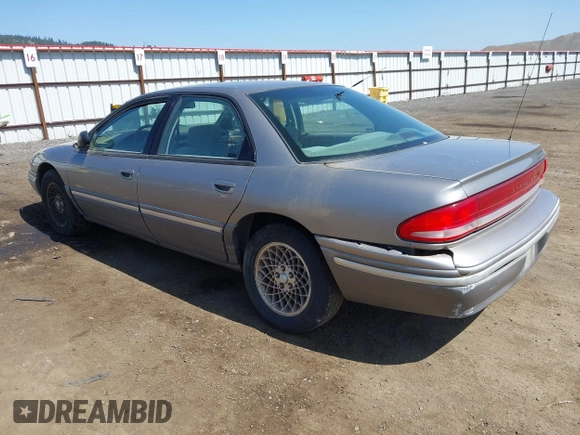 1995 Chrysler Concorde z VIN 2C3HD56F0SH691081, wystawiony jako IAAI lot #42105236 z przebiegiem 215 943 mil mil oraz . Historia ofert i sprzedaży dostępna na DreamBid. Obrazek 3.