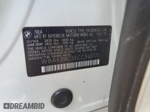 2012 BMW 7 Series 750Li с VIN WBAKB8C55CC962772, выставлен на аукционе Copart как лот 57621525 с пробегом 127 259 миль миль и Списание • Salvage title. История ставок и продаж доступна на DreamBid. Изображение 12.
