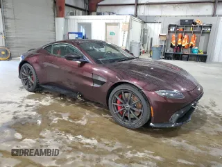 2020 Aston Martin Vantage z VIN SCFSMGAWXLGN03959, wystawiony jako Copart lot #69373894 z przebiegiem 25 996 mil mil oraz Szkoda całkowita • Salvage title. Historia ofert i sprzedaży dostępna na DreamBid. Obrazek 4.