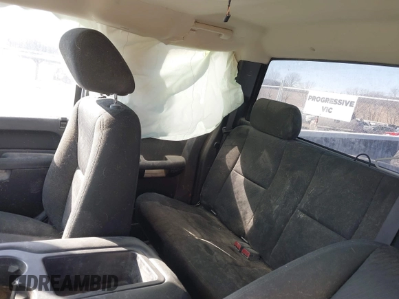 2010 Chevrolet Silverado 1500 LS with VIN 1GCSKREA2AZ131694, listed as a IAAI auction lot 41690369 with Not Provided miles and . Bid and sale history available at DreamBid. Image 8.