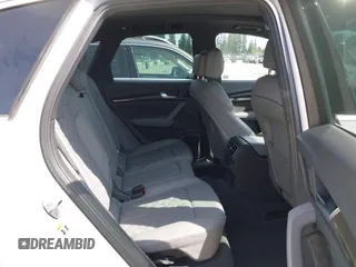 2018 Audi SQ5 Prestige z VIN WA1C4AFY4J2124874, wystawiony jako IAAI lot #42442773 z przebiegiem 86 612 mil mil oraz . Historia ofert i sprzedaży dostępna na DreamBid. Obrazek 8.