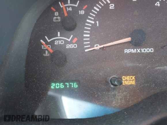 1999 Dodge 1500 z VIN 1B7HC13Y4XJ627063, wystawiony jako IAAI lot #41697073 z przebiegiem 206 776 mil mil oraz . Historia ofert i sprzedaży dostępna na DreamBid. Obrazek 7.