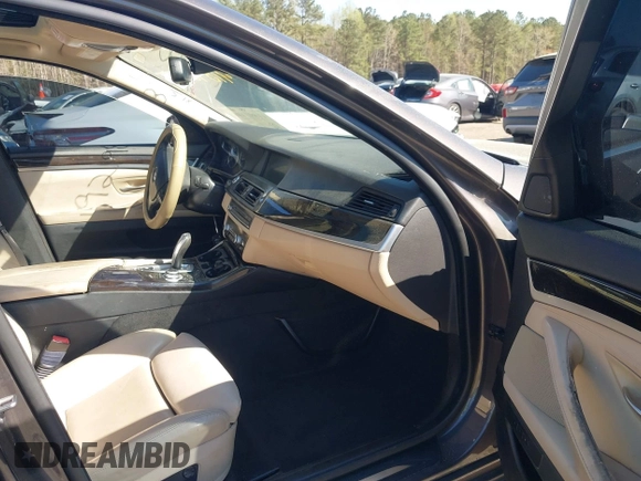 2011 BMW 5 Series 535i with VIN WBAFR7C53BC804646, listed as a IAAI auction lot 41892198 with 152,432 mi miles and . Bid and sale history available at carsss.com. Image 5.