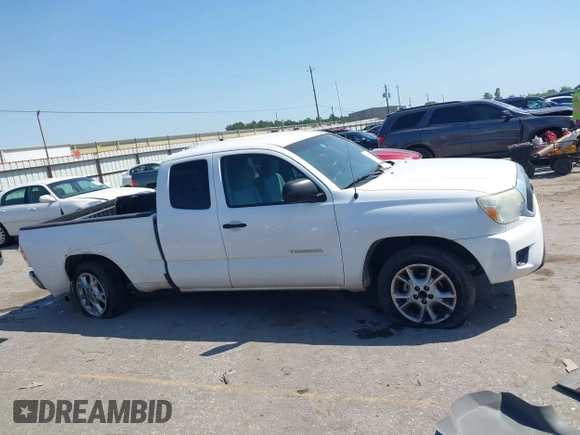 2013 Toyota Tacoma with VIN 5TFTX4CN2DX032744, listed as a IAAI auction lot 41997093 with 213,886 mi miles and . Bid and sale history available at DreamBid. Image 13.