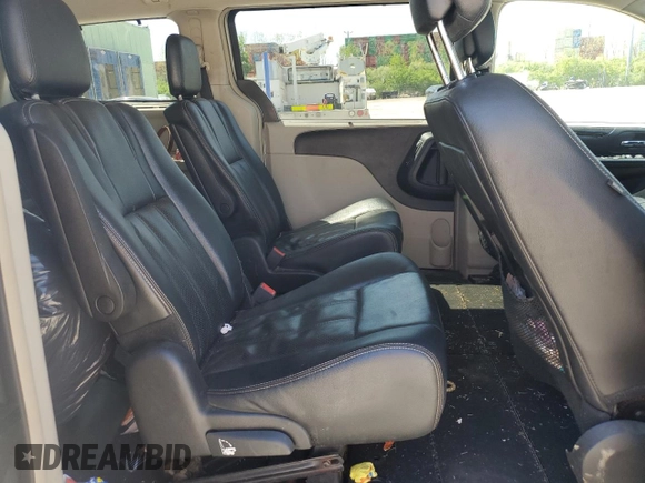 2013 Chrysler Town & Country Touring-L with VIN 2C4RC1CG5DR778058, listed as a Copart auction lot 54334565 with 279,137 mi miles and Clean Title. Bid and sale history available at carsss.com. Image 11.