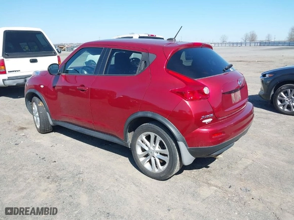 2012 Nissan Juke SL with VIN JN8AF5MR8CT117874, listed as a IAAI auction lot 41753101 with 117,710 mi miles. Bid and sale history available at carsss.com. Image 3.