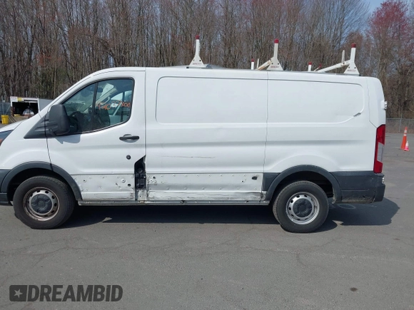 2018 Ford Transit with VIN 1FTYR1ZM4JKA03025, listed as a IAAI auction lot 42037300 with 174,045 mi miles and . Bid and sale history available at carsss.com. Image 14.