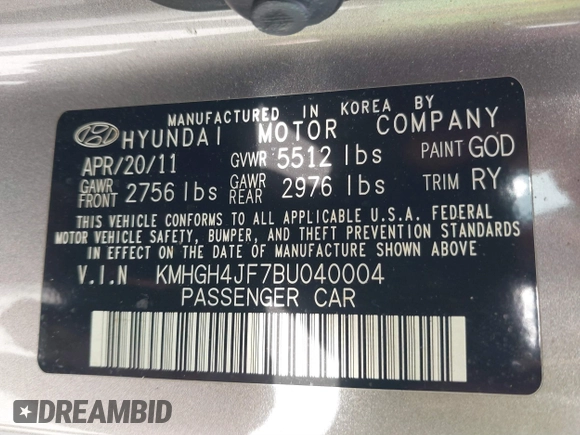 2011 Hyundai Equus Signature with VIN KMHGH4JF7BU040004, listed as a IAAI auction lot 41729796 with 129,950 mi miles and . Bid and sale history available at DreamBid. Image 9.
