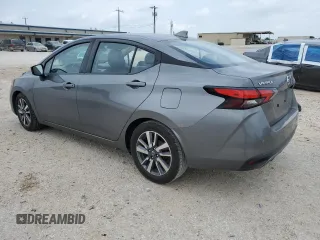 2020 Nissan Versa SV z VIN 3N1CN8EV3LL807818, wystawiony jako Copart lot #54895555 z przebiegiem 89 630 mil mil oraz Szkoda całkowita • Salvage title. Historia ofert i sprzedaży dostępna na DreamBid. Obrazek 2.