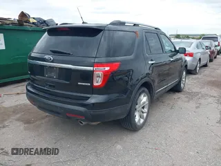 2014 Ford Explorer XLT with VIN 1FM5K7D86EGA68984, listed as a IAAI auction lot 41906742 with 145,292 mi miles and . Bid and sale history available at carsss.com. Image 4.