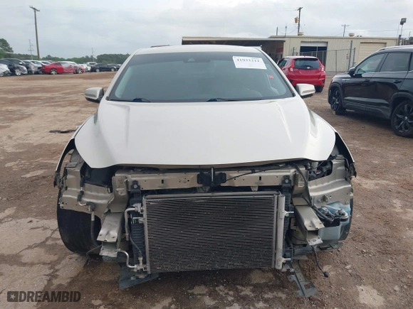 2015 Chevrolet Malibu LTZ with VIN 1G11F5SL0FF110827, listed as a IAAI auction lot 41932211 with 117,251 mi miles. Bid and sale history available at carsss.com. Image 13.
