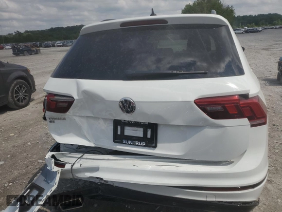 2021 Volkswagen Tiguan SE z VIN 3VV3B7AX5MM055818, wystawiony jako Copart lot #56918265 z przebiegiem 40 577 mil mil oraz Szkoda całkowita • Salvage title. Historia ofert i sprzedaży dostępna na DreamBid. Obrazek 6.