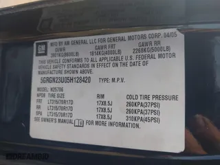 2005 Hummer H2 SUV with VIN 5GRGN23U05H128420, listed as a IAAI auction lot 41983395 with 194,925 mi miles. Bid and sale history available at carsss.com. Image 9.