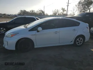 2014 Toyota Prius Four with VIN JTDKN3DU2E0386002, listed as a Copart auction lot 77109284 with 180,335 mi miles and Salvage Title. Bid and sale history available at DreamBid. Image 1.