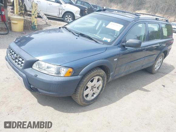2005 Volvo XC70 with VIN YV1SZ592551177901, listed as a IAAI auction lot 42053579 with 172,543 mi miles and . Bid and sale history available at DreamBid. Image 2.