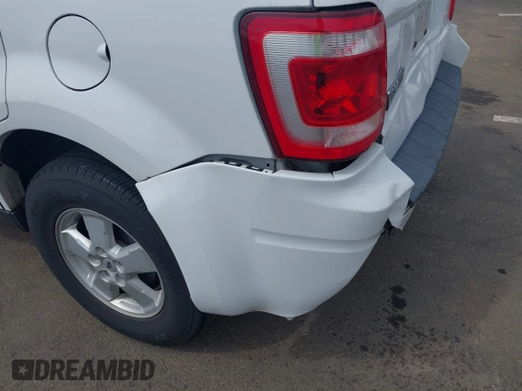 2008 Ford Escape XLT with VIN 1FMCU03188KA91326, listed as a IAAI auction lot 42293474 with 197,945 mi miles and . Bid and sale history available at DreamBid. Image 17.