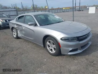 2015 Dodge Charger SE with VIN 2C3CDXBG0FH917338, listed as a IAAI auction lot 41878593 with 55,351 mi miles. Bid and sale history available at carsss.com. Image 1.