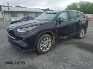2021 Toyota Highlander Limited с VIN 5TDDZRBH1MS527000, выставлен на аукционе Copart как лот 58627565 с пробегом 35 848 миль миль и Списание • Salvage title. История ставок и продаж доступна на DreamBid. Изображение 1.