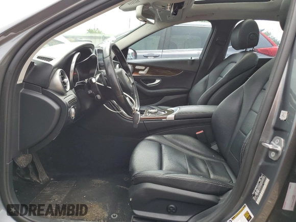 2018 Mercedes-Benz C 300 z VIN WDDWF4KB7JR350226, wystawiony jako Copart lot #61733245 z przebiegiem 74 870 mil mil oraz Szkoda całkowita • Salvage title. Historia ofert i sprzedaży dostępna na DreamBid. Obrazek 7.