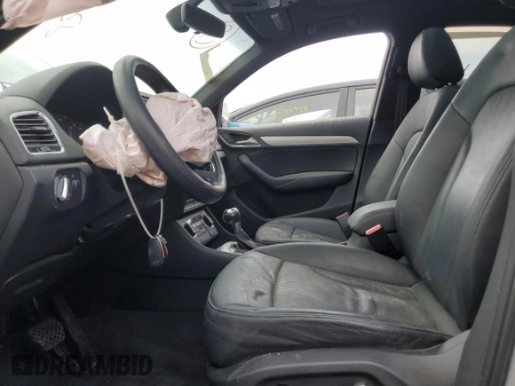 2017 Audi Q3 Premium z VIN WA1ECCFS2HR003491, wystawiony jako Copart lot #89381305 z przebiegiem 82 748 mil mil oraz Szkoda całkowita • Salvage title. Historia ofert i sprzedaży dostępna na DreamBid. Obrazek 7.