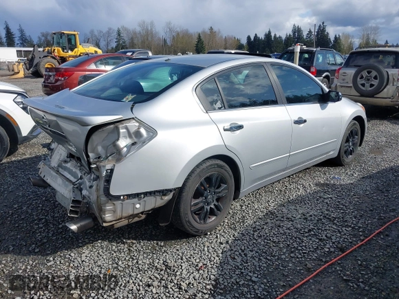 2011 Nissan Altima 2.5 S with VIN 1N4AL2AP0BC139989, listed as a IAAI auction lot 41944286 with 198,253 mi miles. Bid and sale history available at carsss.com. Image 4.