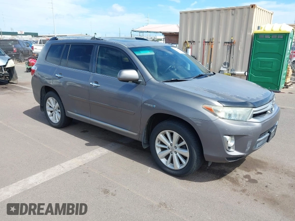 2011 Toyota Highlander Limited with VIN JTEDC3EH9B2000932, listed as a IAAI auction lot 42194620 with 199,174 mi miles and . Bid and sale history available at DreamBid. Image 1.