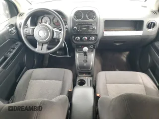 2017 Jeep Compass Sport with VIN 1C4NJCBA4HD147548, listed as a Copart auction lot 55671495 with 108,592 mi miles and Salvage title. Bid and sale history available at DreamBid. Image 8.