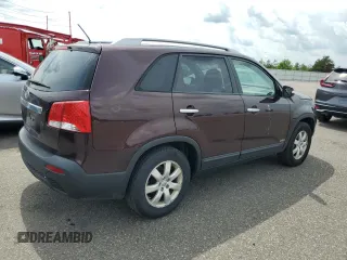 2013 Kia Sorento LX with VIN 5XYKTDA23DG389370, listed as a Copart auction lot 60645535 with 176,393 mi miles and Salvage title. Bid and sale history available at DreamBid. Image 3.