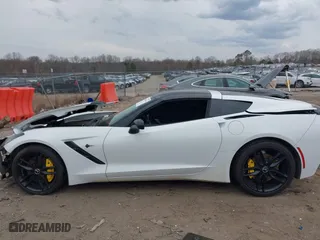 2015 Chevrolet Corvette Z51 2LT with VIN 1G1YK2D72F5122718, listed as a IAAI auction lot 41675614 with 62,381 mi miles. Bid and sale history available at carsss.com. Image 13.