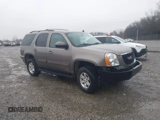 2011 GMC Yukon SLE with VIN 1GKS2AE0XBR249314, listed as a IAAI auction lot 41451903 with 249,673 mi miles. Bid and sale history available at carsss.com. Image 1.