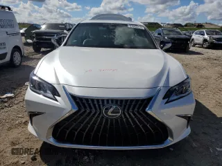 2023 Lexus ES with VIN 58ADA1C1XPU028551, listed as a Copart auction lot 47043315 with 25,088 mi miles and Salvage Title. Bid and sale history available at carsss.com. Image 5.
