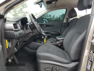 2016 Kia Sorento L with VIN 5XYPG4A34GG027362, listed as a Copart auction lot 84928684 with 154,502 mi miles and Salvage Title. Bid and sale history available at DreamBid. Image 7.