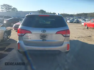 2015 Kia Sorento EX with VIN 5XYKU4A71FG590910, listed as a IAAI auction lot 41378588 with 165,090 mi miles. Bid and sale history available at carsss.com. Image 16.
