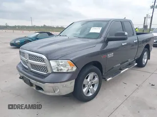 2018 Ram 1500 SLT z VIN 1C6RR7GM5JS308499, wystawiony jako IAAI lot #41904274 z przebiegiem 71 510 mil mil oraz . Historia ofert i sprzedaży dostępna na DreamBid. Obrazek 2.