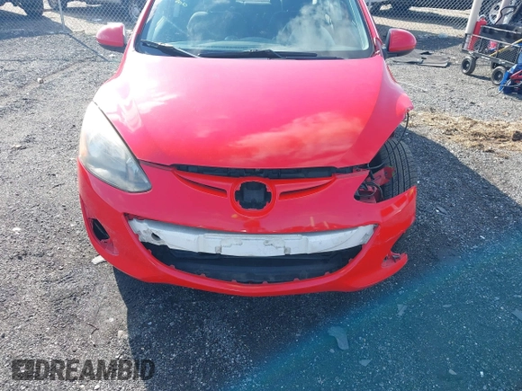 2012 Mazda 2 Touring z VIN JM1DE1LZ2C0152367, wystawiony jako IAAI lot #41526817 z przebiegiem 52 011 mil mil oraz . Historia ofert i sprzedaży dostępna na DreamBid. Obrazek 13.