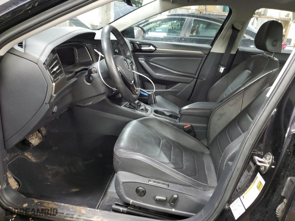 2019 Volkswagen Jetta SEL Premium with VIN 3VWG57BU1KM174987, listed as a Copart auction lot 49300675 with 85,992 mi miles and Salvage Title. Bid and sale history available at carsss.com. Image 7.